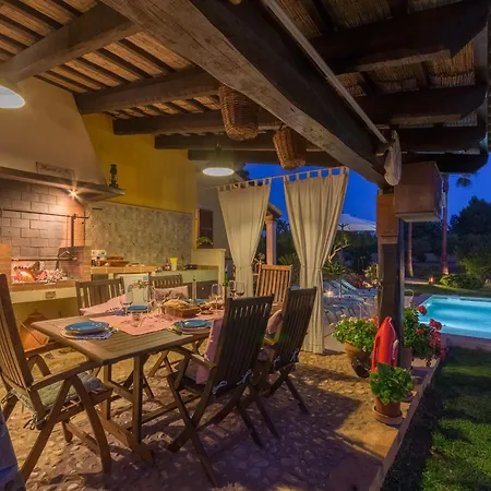 Holiday home Charming In