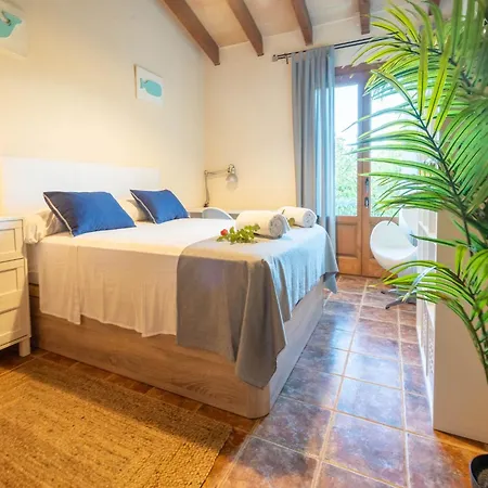Charming In Holiday home